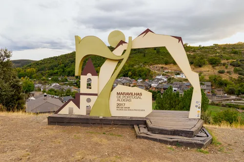 Escultura das Maravilhas de Portugal, Aldeias, em Rio de Onor